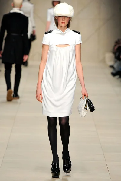 Look 48